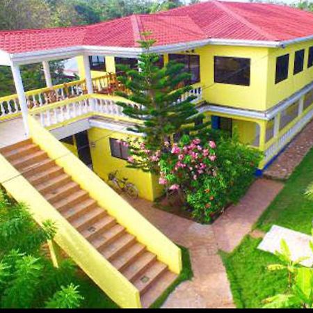 Sunshine Hotel Little Corn Island Ngoại thất bức ảnh