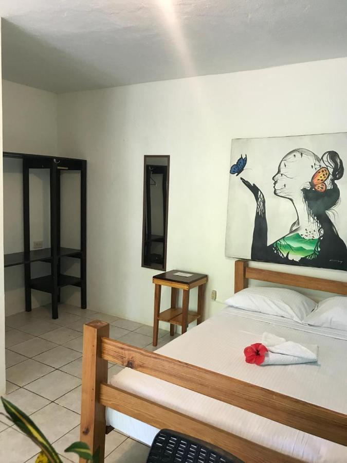 Sunshine Hotel Little Corn Island Ngoại thất bức ảnh