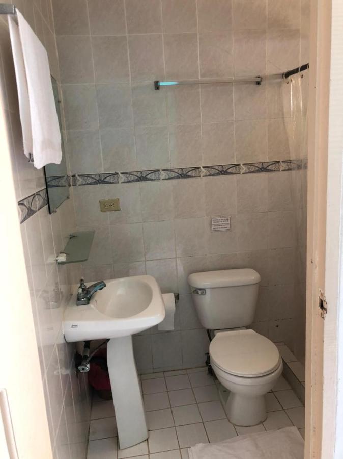 Sunshine Hotel Little Corn Island Ngoại thất bức ảnh