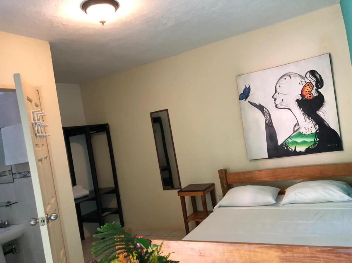 Sunshine Hotel Little Corn Island Ngoại thất bức ảnh