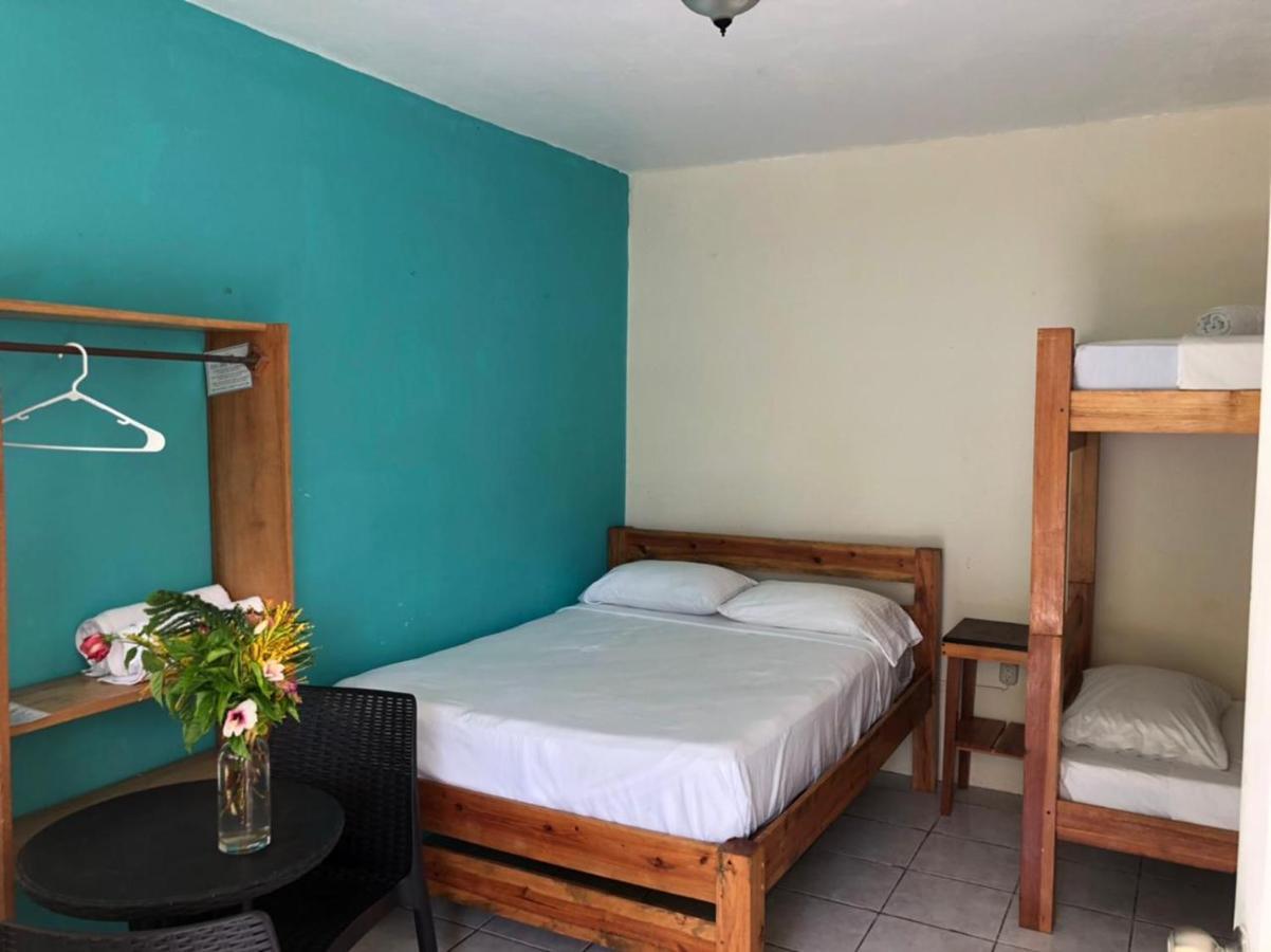 Sunshine Hotel Little Corn Island Ngoại thất bức ảnh